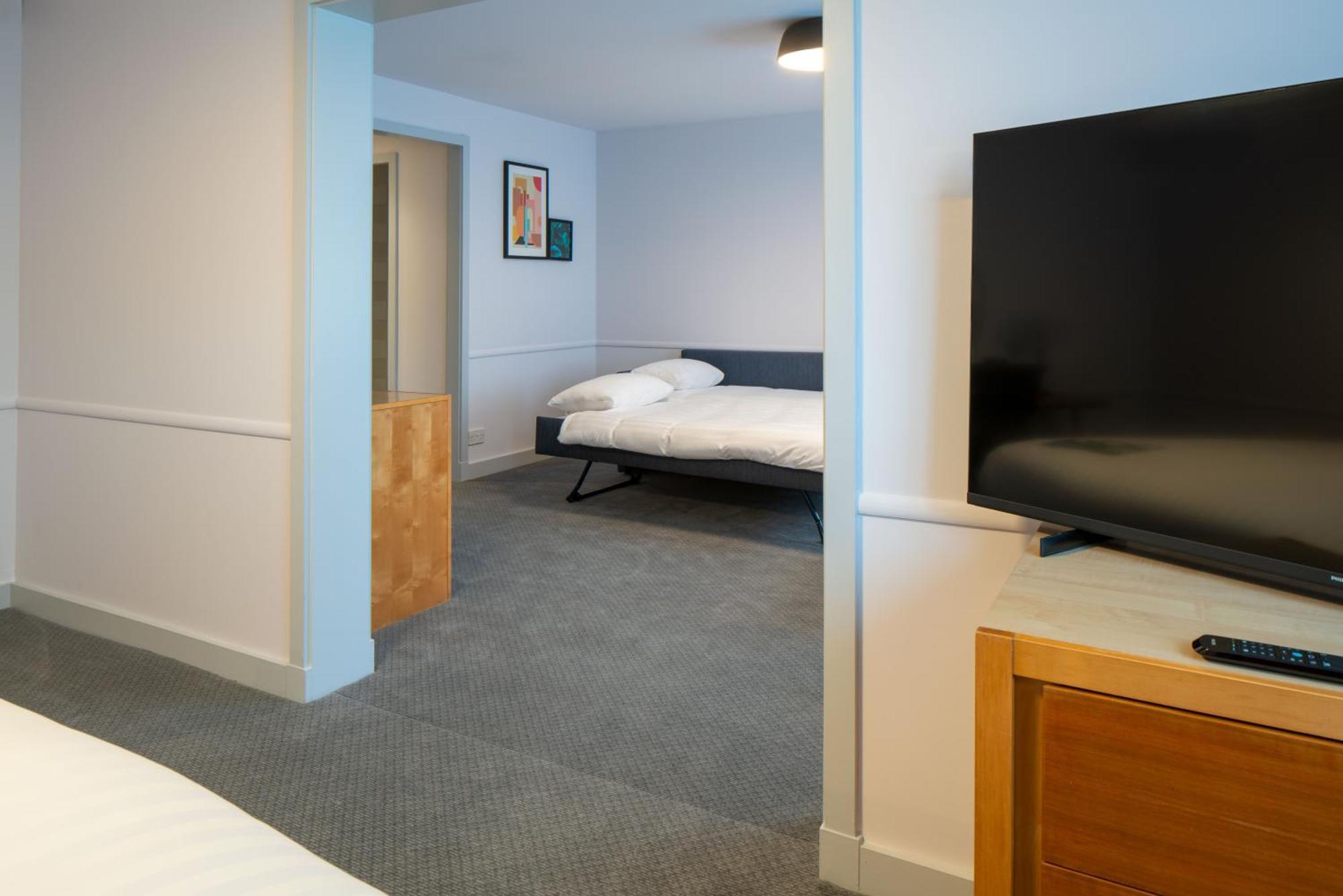 Holiday Inn Bristol Filton By Ihg Winterbourne Exterior foto